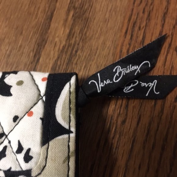 Vera Bradley Key Chain/ID Holder/and Card--Change Lock Wallet - Picture 6 of 10